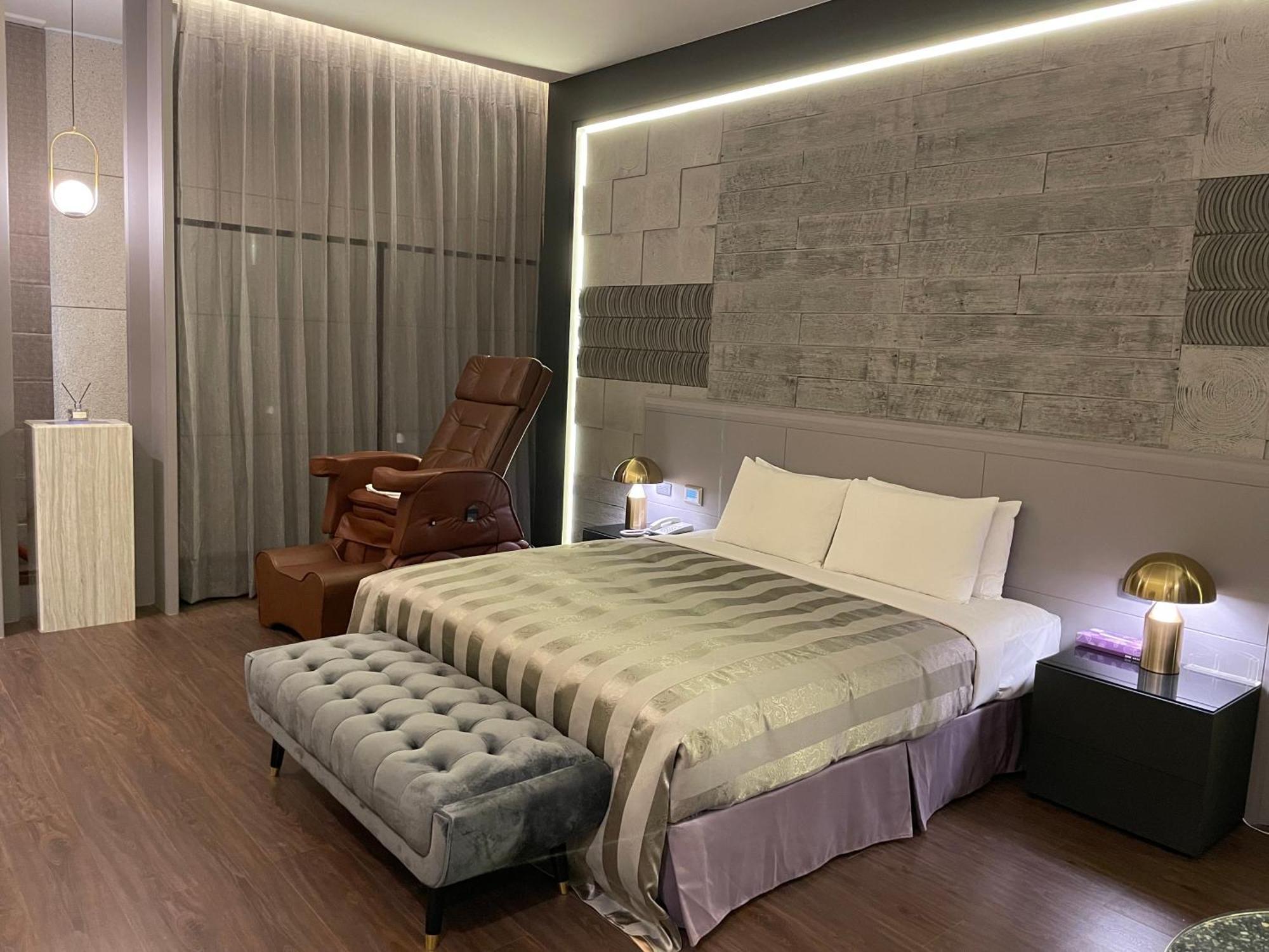 Purple Garden Motel 카오슝 외부 사진